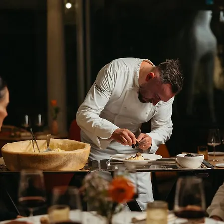 Indigo By Ihg Floransa