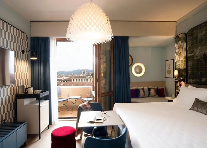 ホテル ホテルロンドラ 4*