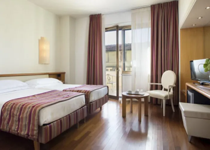 ホテルロンドラ ホテル